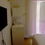 Jadera 3*
