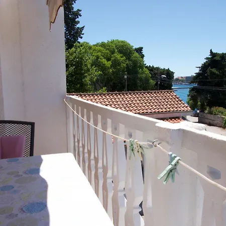 Πανσιόν Jadera 3*